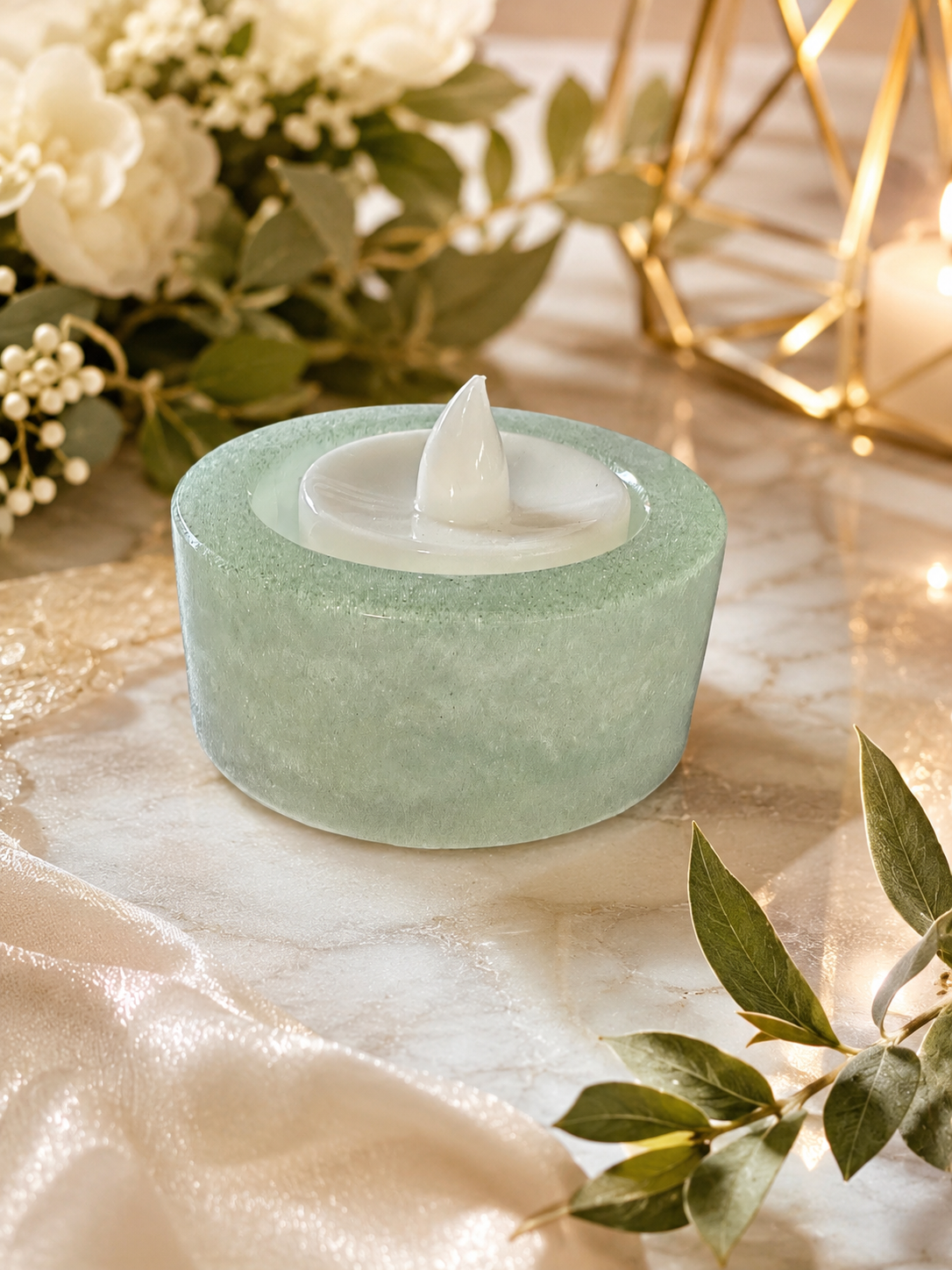 Single tea light holder light green